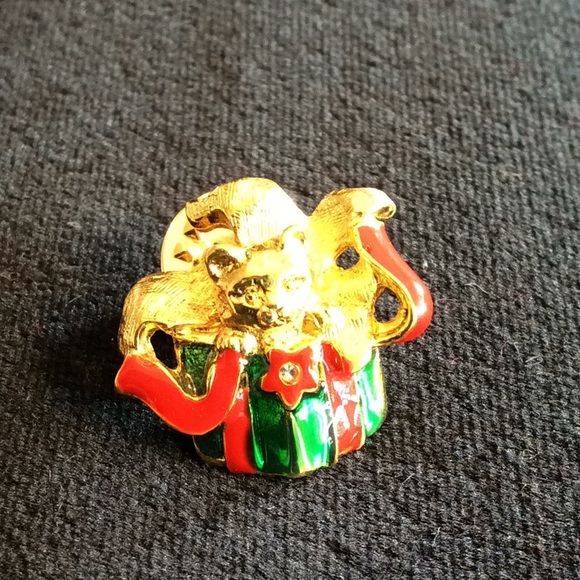 Nordstrom Enamel Cat Gift Brooch - Picture 2 of 4